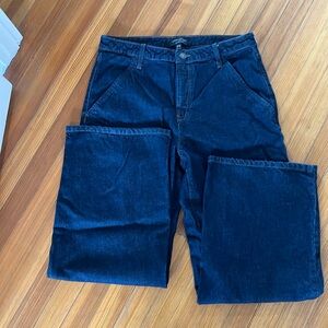 Banana Republic wide leg trouser jean. Never worn.